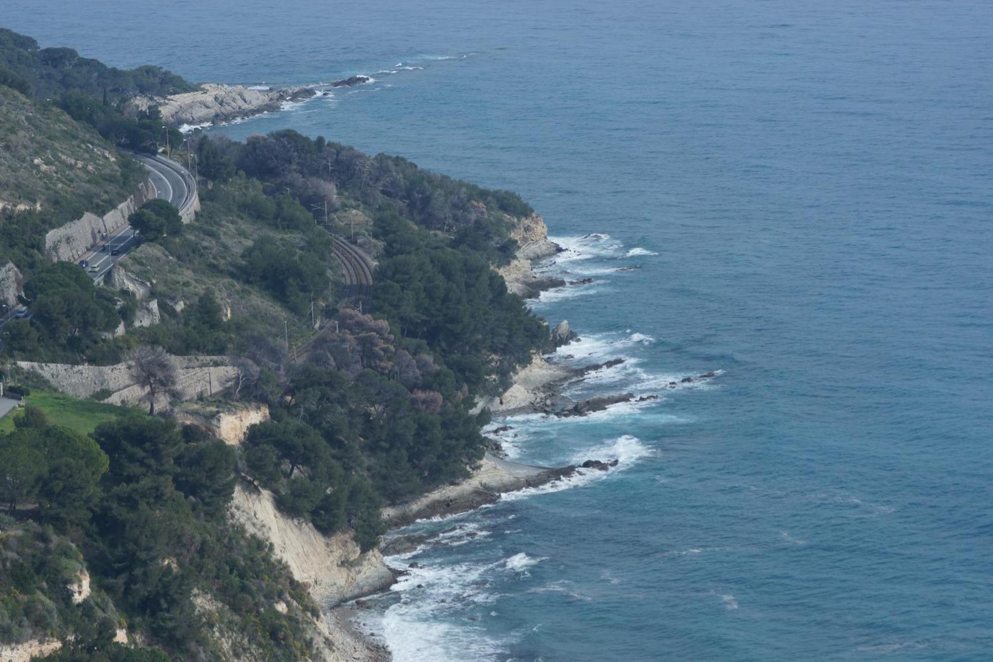 Total Sea View Ll Grimaldi Menton *
