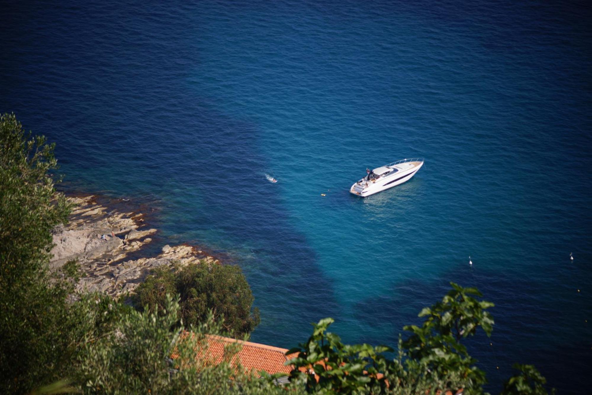 Apartment Total Sea View Ll Grimaldi Menton *