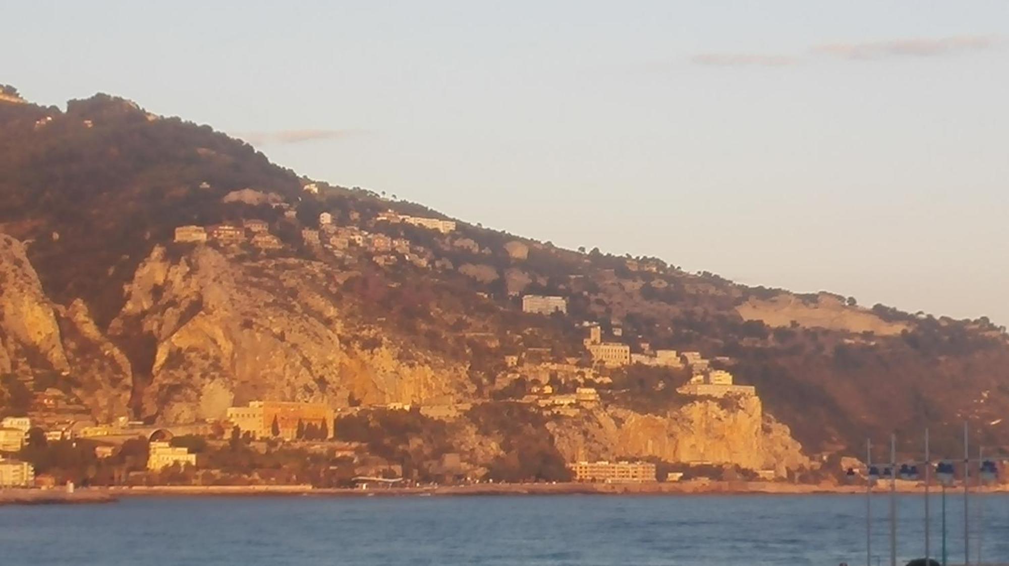Total Sea View Ll Grimaldi Menton Apartment