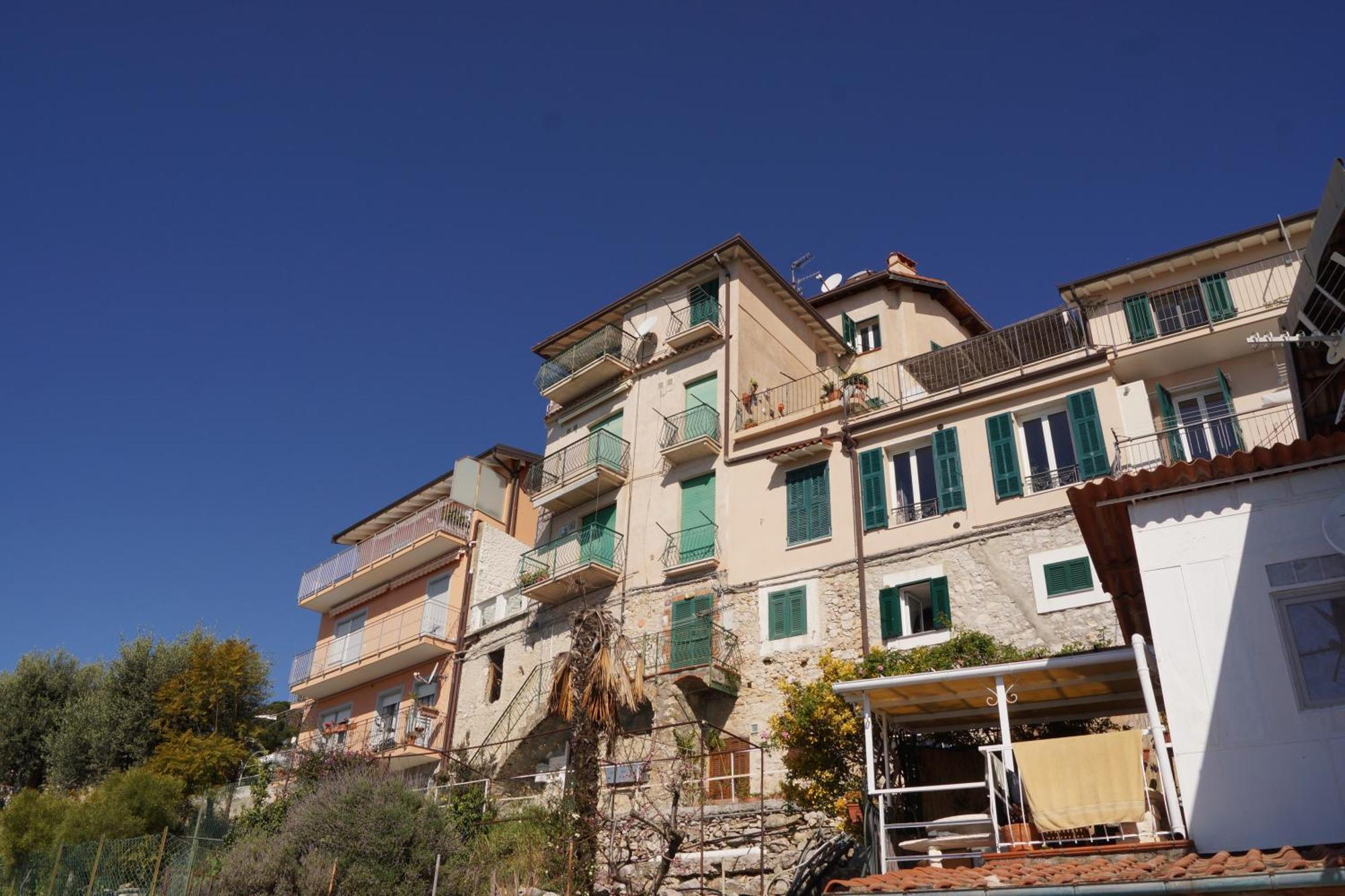 Total Sea View Ll Grimaldi Menton Apartment *