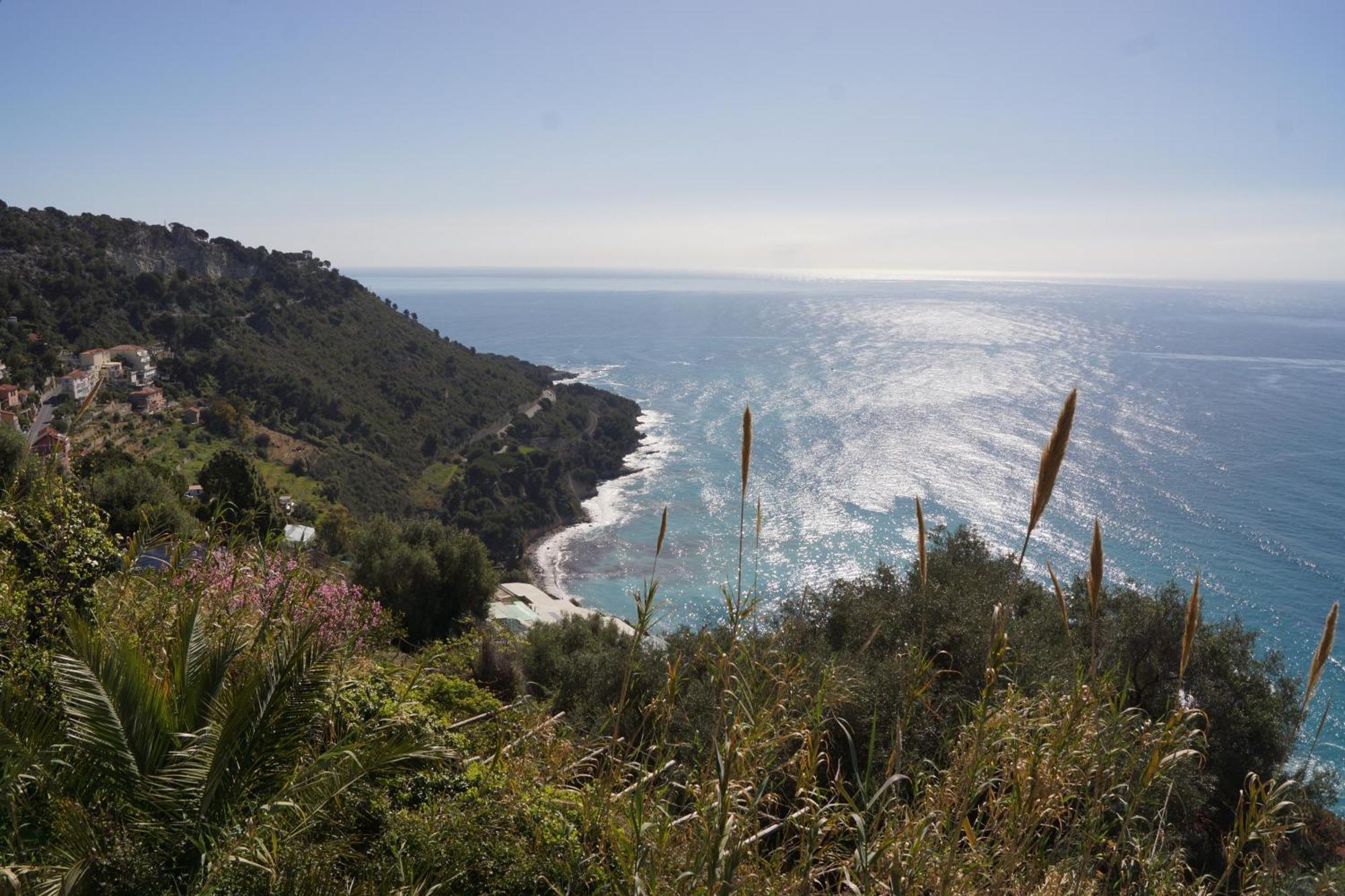 Total Sea View Ll Grimaldi Menton Apartment