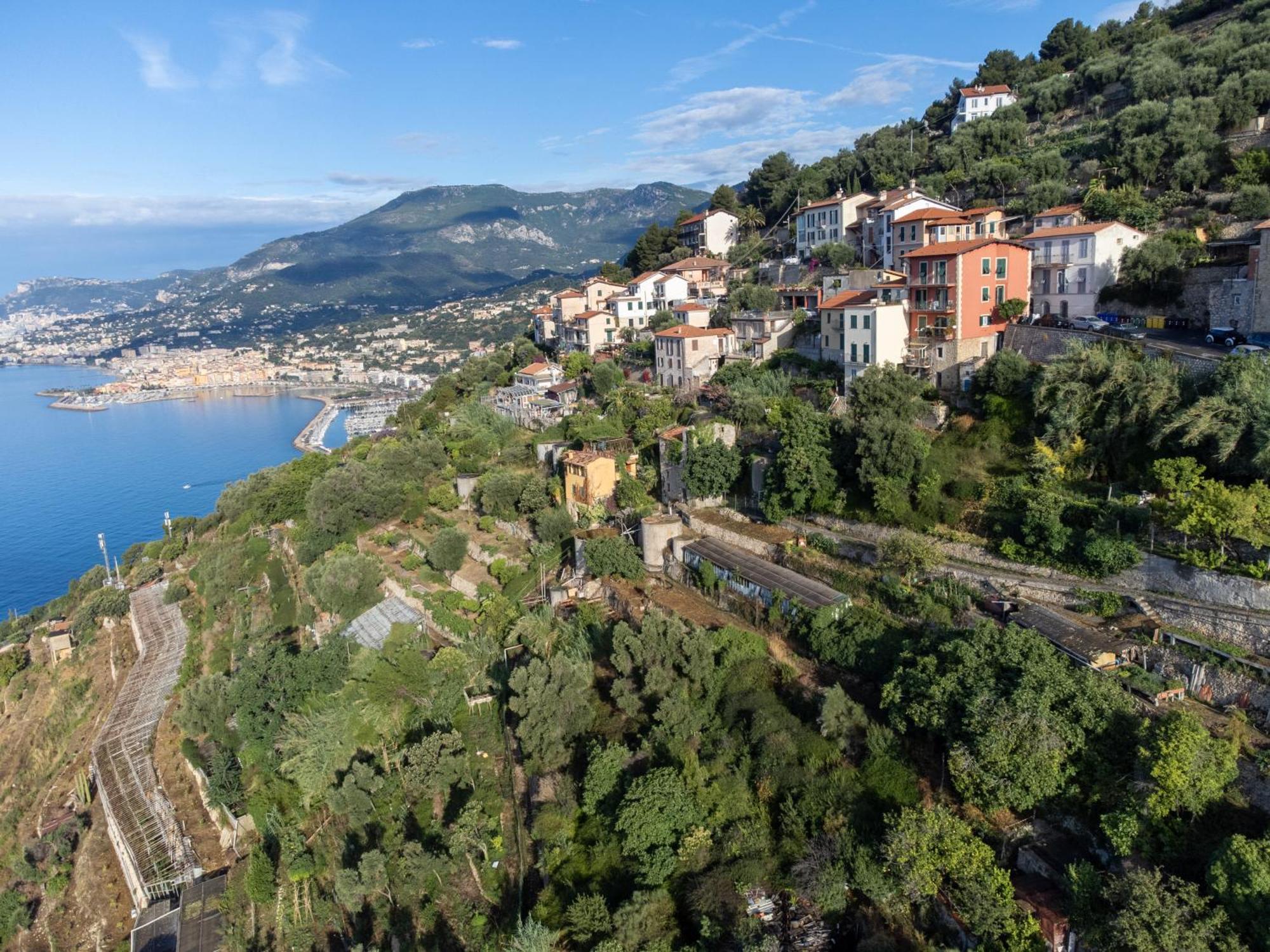 Total Sea View Ll Grimaldi Menton Apartment